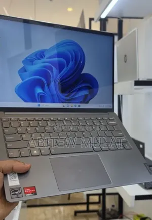 New Laptop Lenovo Ideapad 3 16GB AMD Ryzen 7 SSD 512GB