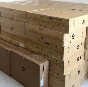 New HP 200 G4 22 All-in-One 16GB Intel Core i7 SSD 512GB
