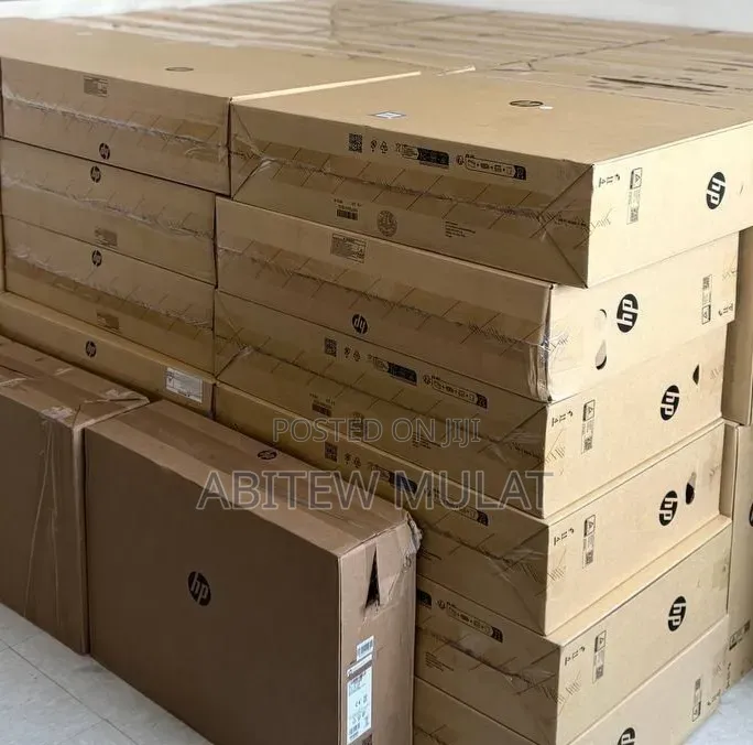 New HP 200 G4 22 All-in-One 16GB Intel Core i7 SSD 512GB