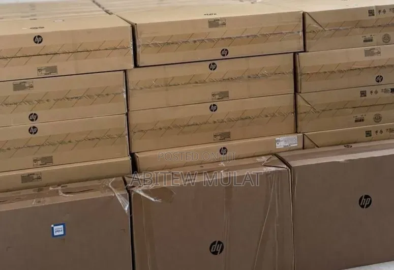 New HP 200 G4 22 All-in-One 16GB Intel Core i7 SSD 512GB