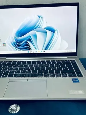New Laptop HP EliteBook 840 G8 16GB Intel Core i5 SSD 512GB