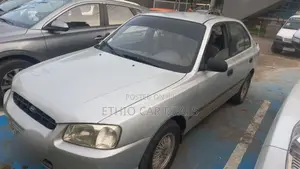 Hyundai Accent Automatic 2000 Silver