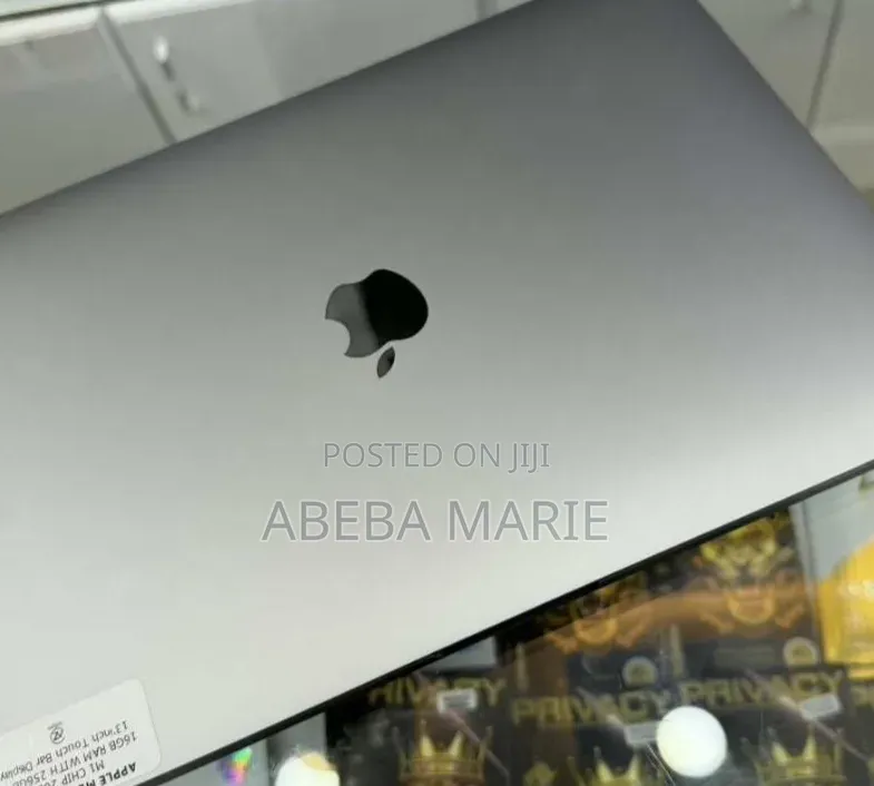 New Laptop Apple MacBook Pro 2020 M1 16GB Apple M1 SSD 256GB