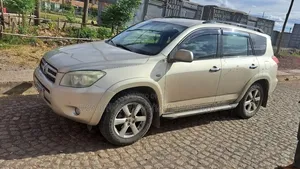 Toyota RAV4 2009 Gold