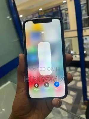 Apple iPhone 11 64 GB Black
