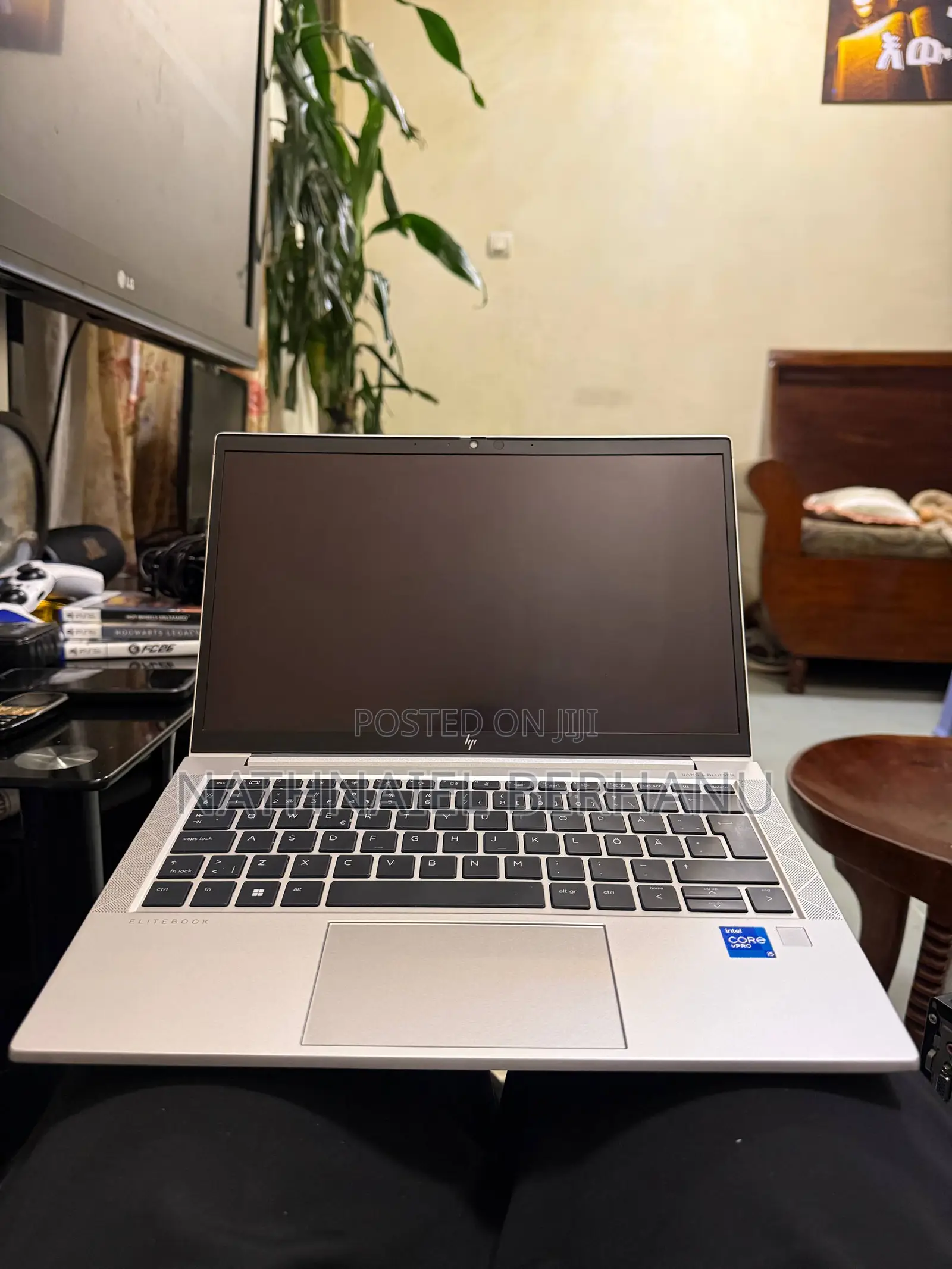 New Laptop HP EliteBook 830 G8 16GB Intel Core i5 SSD 512GB