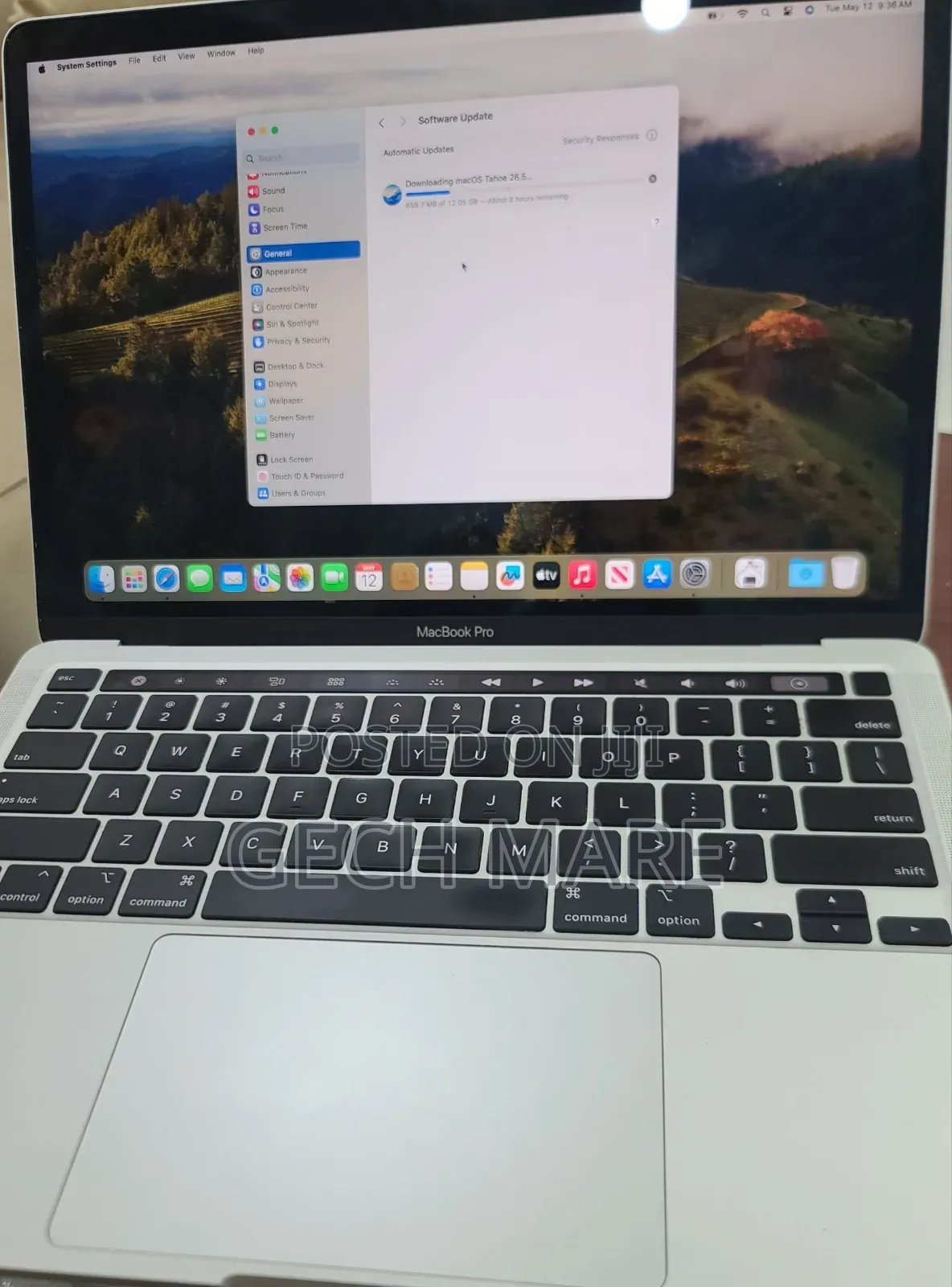 New Laptop Apple MacBook Pro 2021 M1 16GB Apple M1 Pro SSD 256GB
