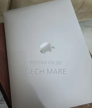 New Laptop Apple MacBook Pro 2021 M1 16GB Apple M1 Pro SSD 256GB