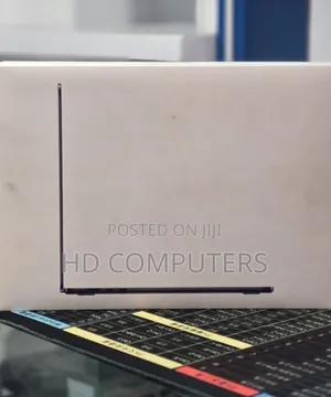 New Laptop Apple MacBook Air 2025 M4 16GB Apple M4 SSD 256GB