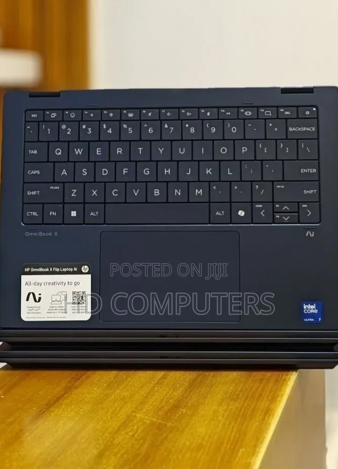 New Laptop HP OmniBook Ultra Flip 14" 16GB Intel Core Ultra 7 SSD 1T