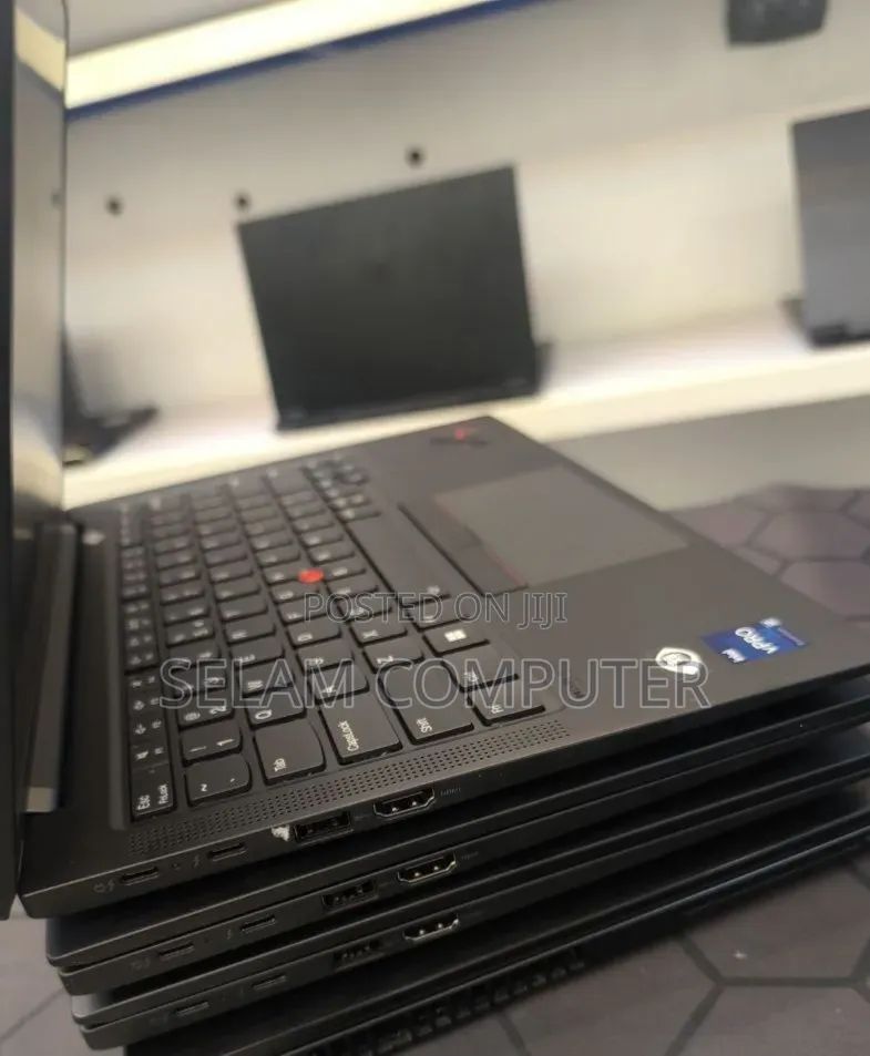 New Laptop Lenovo ThinkPad X1 Carbon 16GB Intel Core i7 SSD 512GB