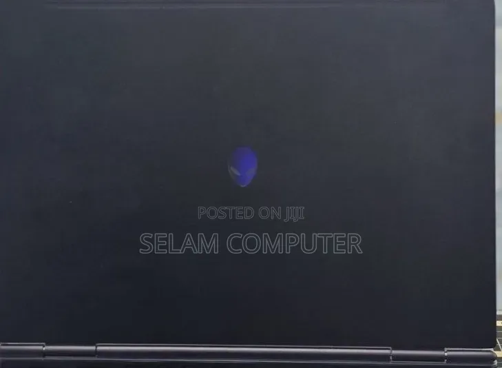 New Laptop Alienware M17x R2 32GB Intel Core Ultra 9 SSD 1T
