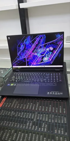 New Laptop Acer Predator Helios 18 PH18-71 32GB Intel Core i9 SSD 1T