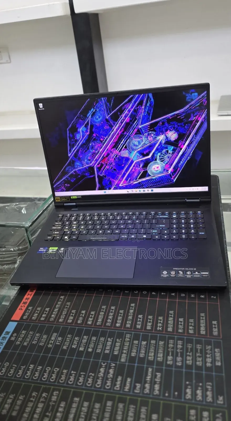 New Laptop Acer Predator Helios 18 PH18-71 32GB Intel Core i9 SSD 1T