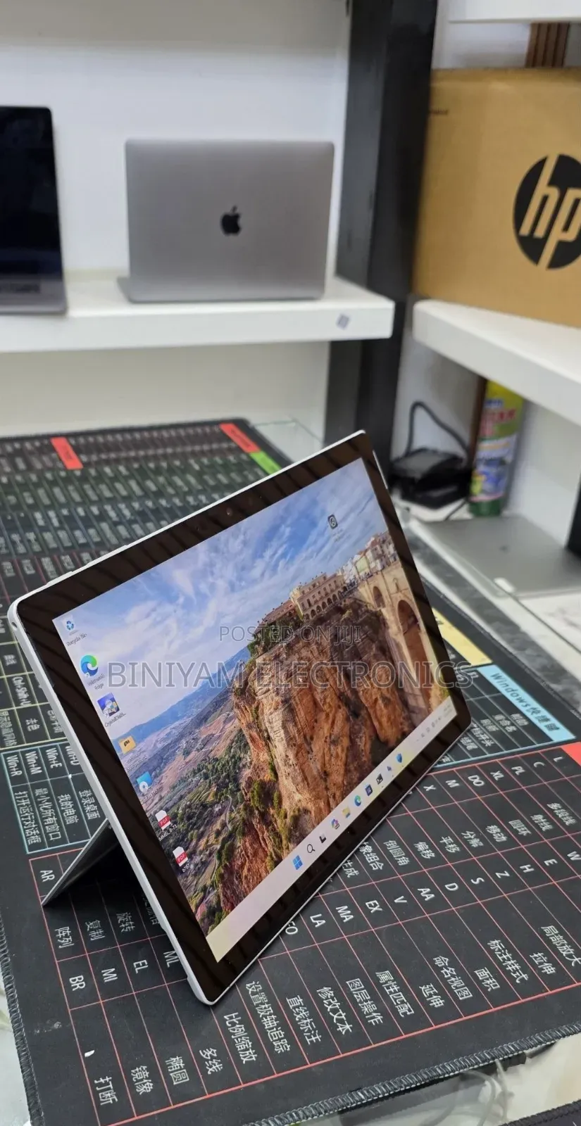 New Laptop Microsoft Surface Pro 7+ 16GB Intel Core i7 SSD 512GB