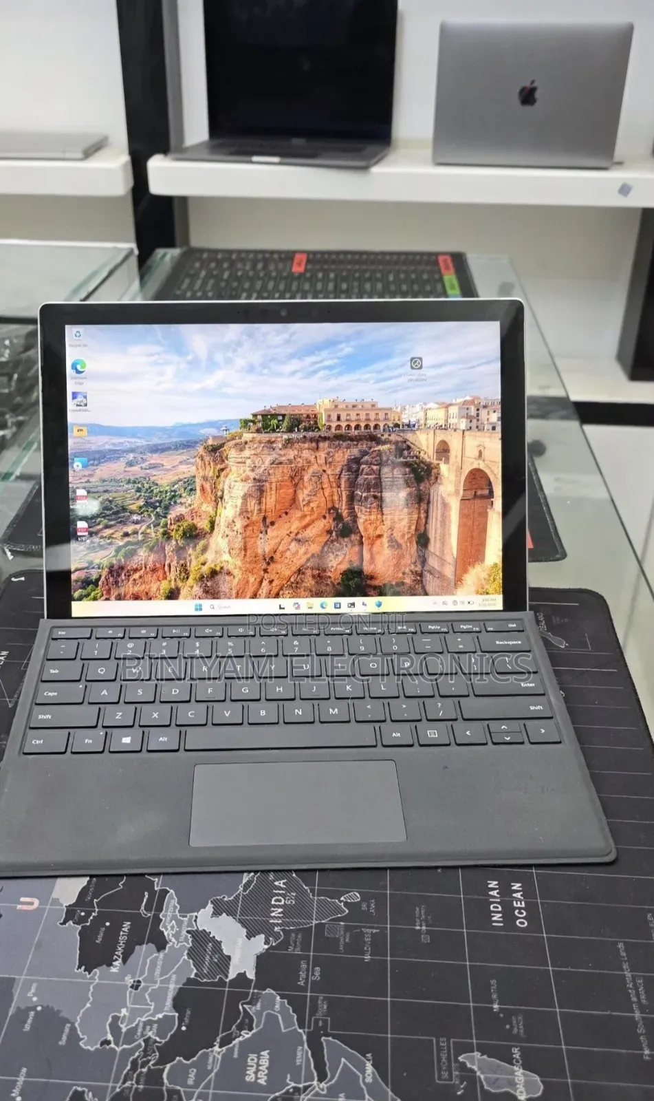 New Laptop Microsoft Surface Pro 7+ 16GB Intel Core i7 SSD 512GB