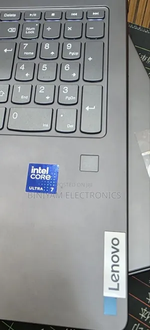 New Laptop Lenovo Yoga 7 15ITL5 16GB Intel Core Ultra 7 SSD 512GB