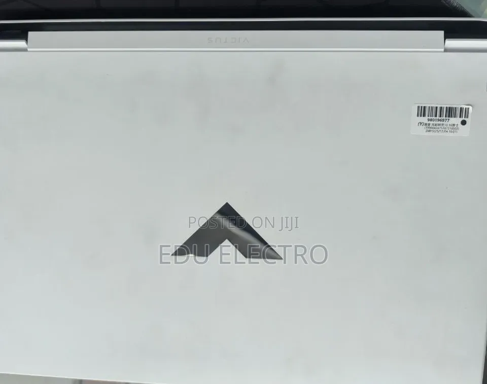 New Laptop HP Victus 15 16GB Intel Core i7 SSD 1T