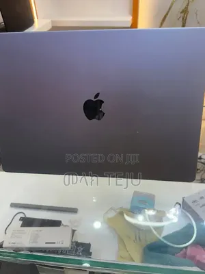 New Laptop Apple MacBook Pro 2021 M1 16GB Apple M1 SSD 512GB