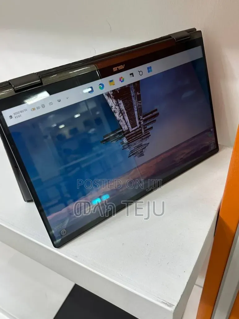 New Laptop Asus ZenBook Flip UX360UA 16GB Intel Core i7 SSD 256GB