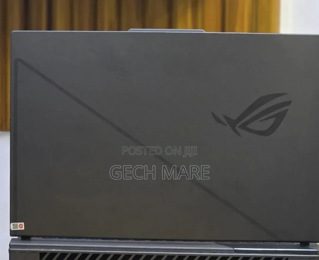 New Laptop Asus ROG Strix G15 16GB Intel Core i7 SSD 1T