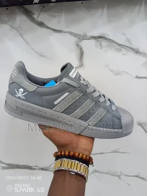 This Is Pairs of Oldschool Adidas