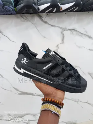 This Is Pairs of Oldschool Adidas
