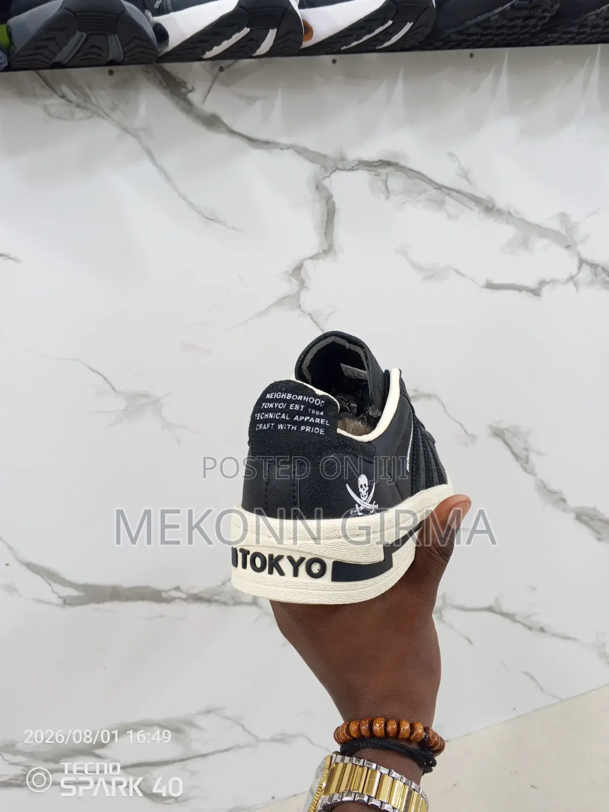 This Is Pairs of Oldschool Adidas