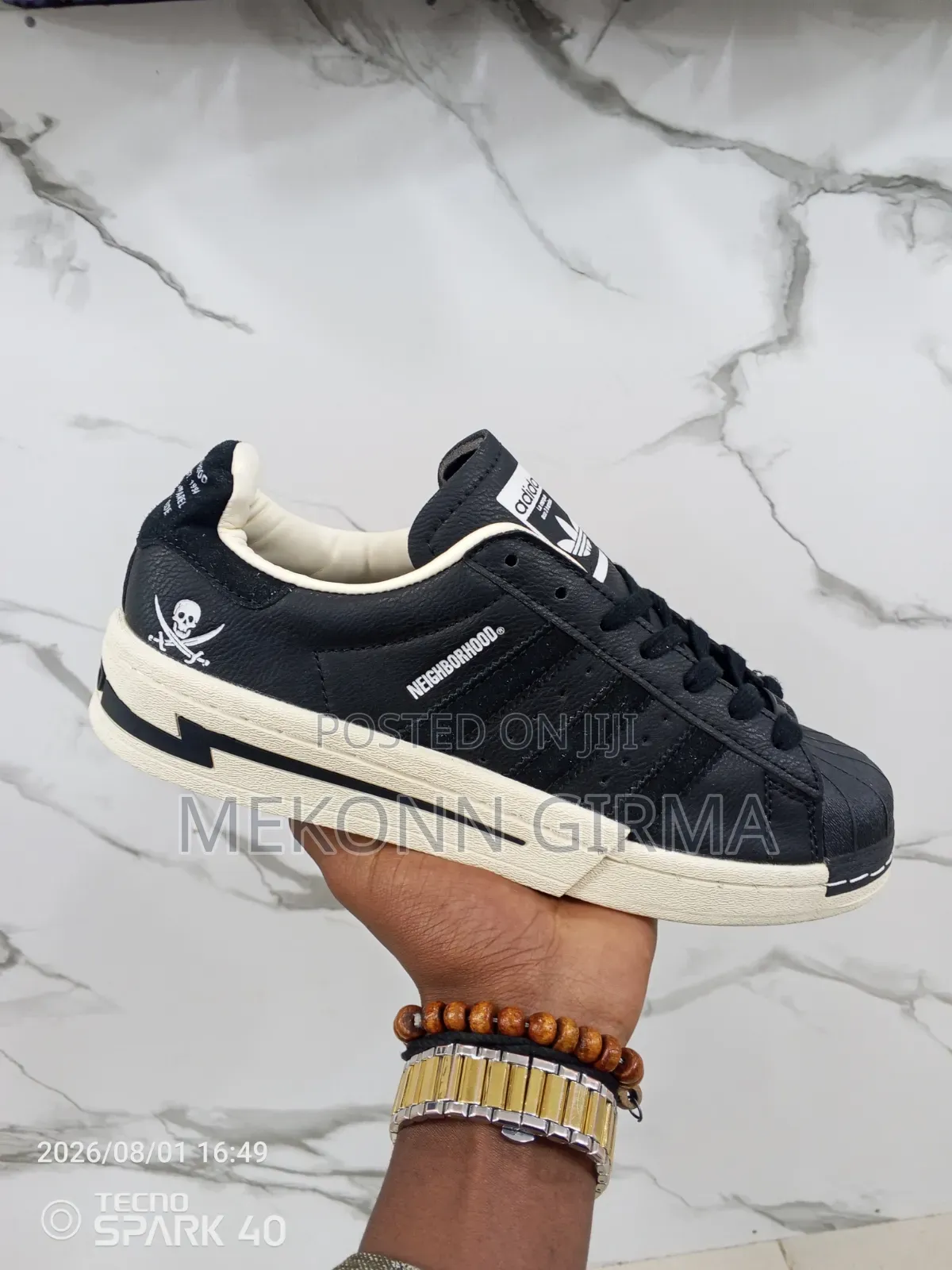 This Is Pairs of Oldschool Adidas