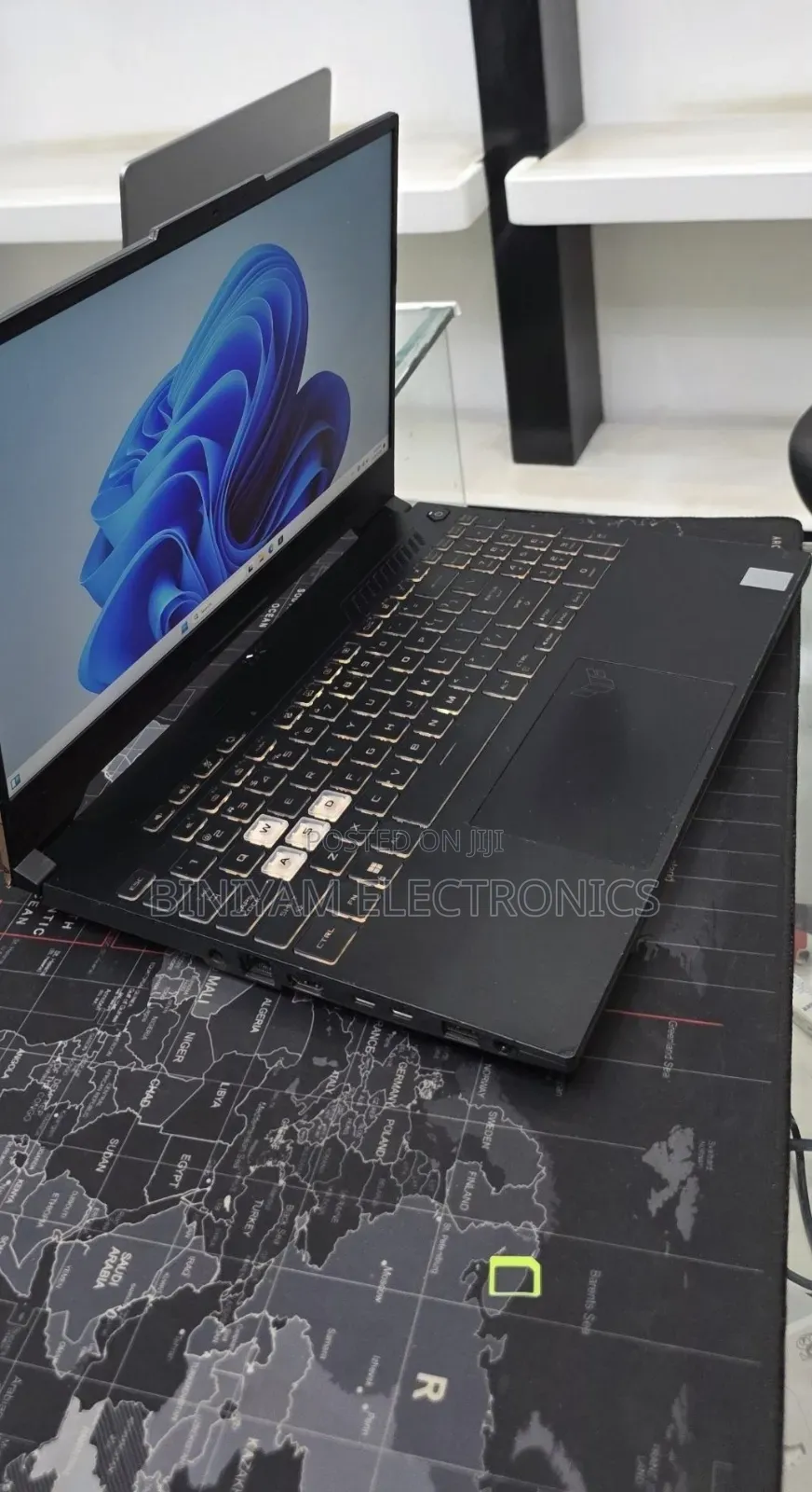 New Laptop Asus TUF Dash F15 16GB Intel Core i7 SSD 512GB