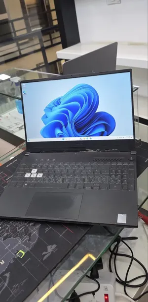 New Laptop Asus TUF Dash F15 16GB Intel Core i7 SSD 512GB