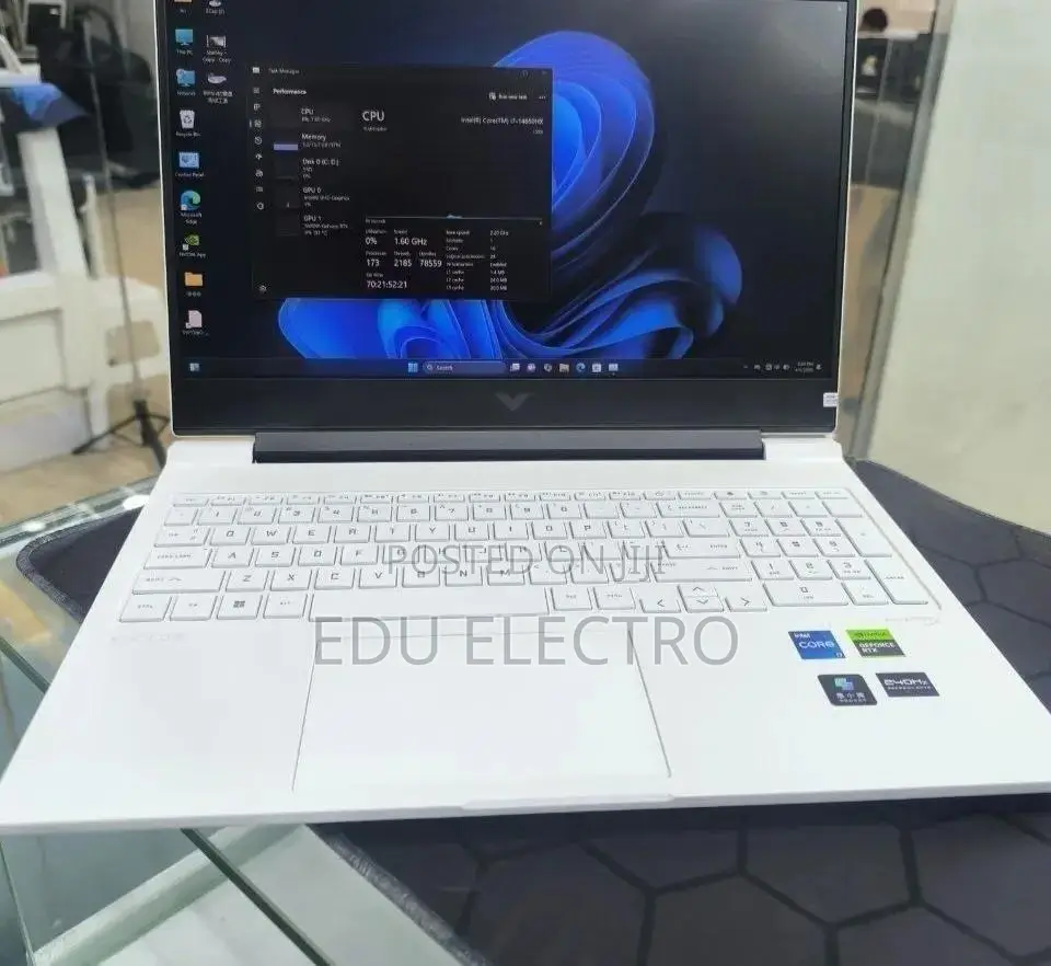 New Laptop HP Victus 15 16GB Intel Core i7 SSD 1T