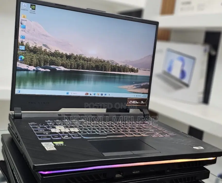 New Laptop Asus ROG Strix G15 16GB Intel Core i7 SSD 512GB