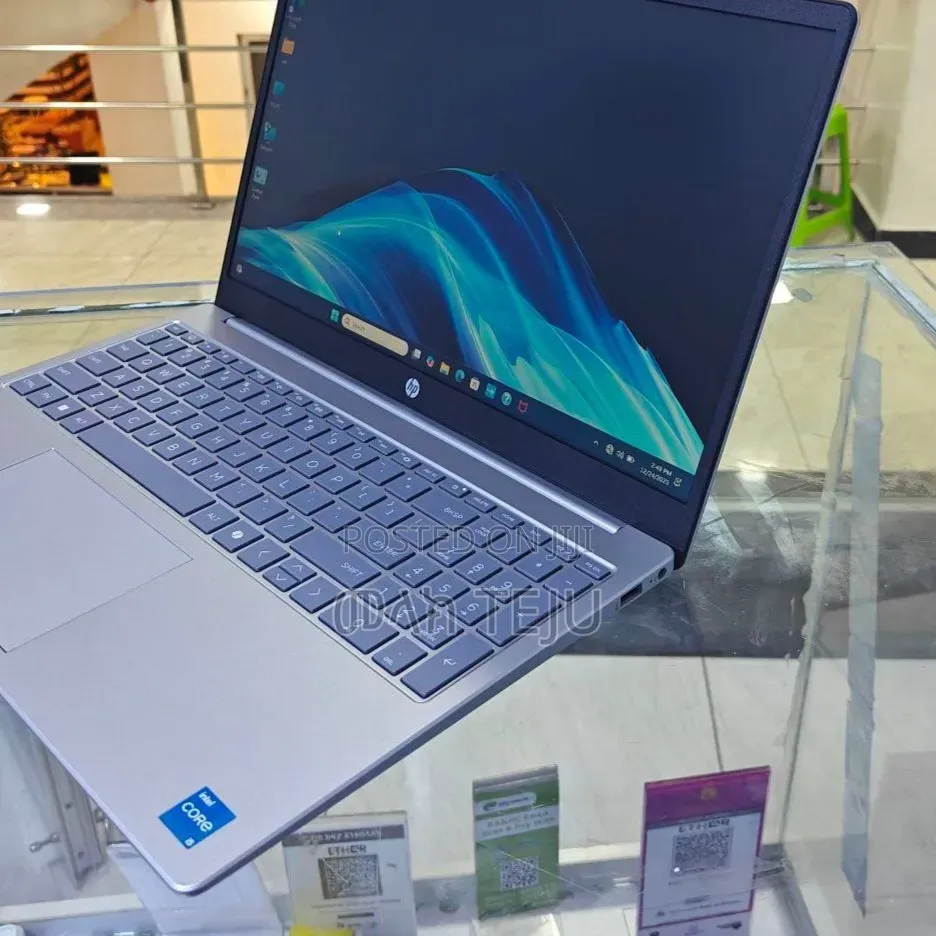 New Laptop HP Stream Notebook 16GB Intel Core i5 SSD 1T