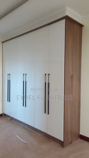 Closet/ቁምሳጥን በፈለጉት Design እና አማ