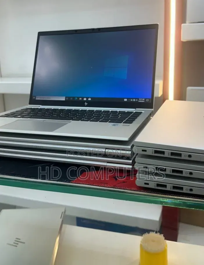 New Laptop HP EliteBook 840 G8 16GB Intel Core i7 SSD 512GB