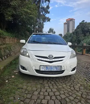 Toyota Yaris 2008 White