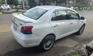Toyota Yaris 2008 White