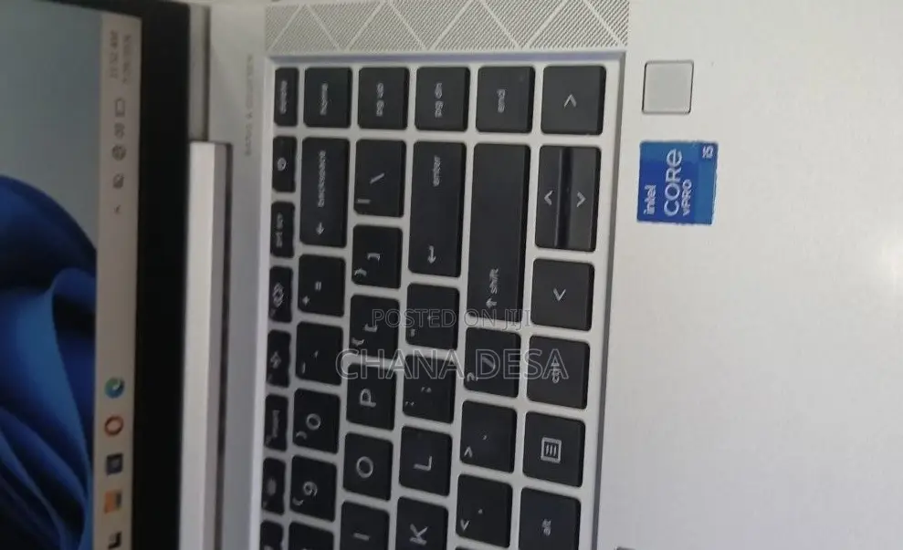 New Laptop HP EliteBook 840 G8 16GB Intel Core i5 SSD 512GB