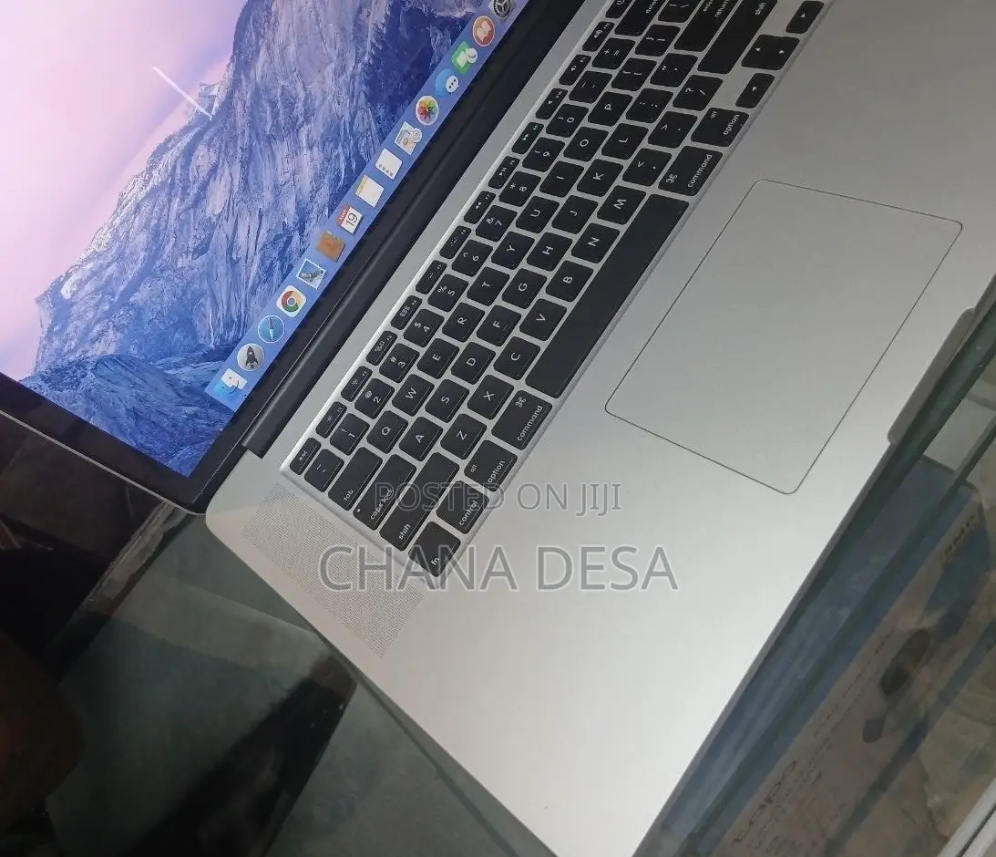 New Laptop Apple MacBook Pro 2015 16GB Intel Core i7 SSD 512GB