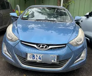 Hyundai Avante 2015 Blue