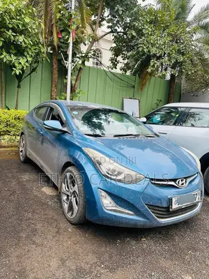 Hyundai Avante 2015 Blue