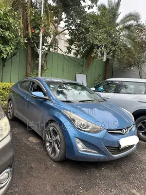 Hyundai Avante 2015 Blue