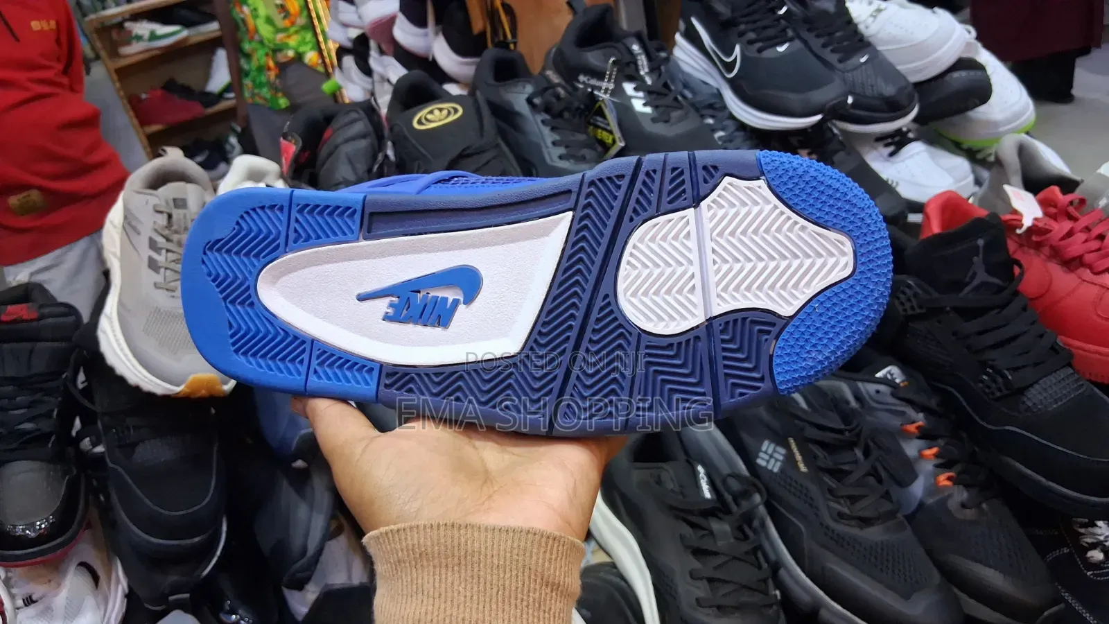 Air Jordan 4 Retro Brand New