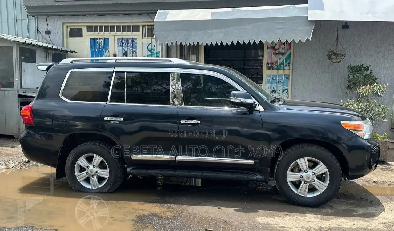 Toyota Land Cruiser 4.5 V8 GX-R 2014