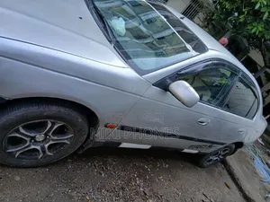 Toyota Carina 1999 Silver