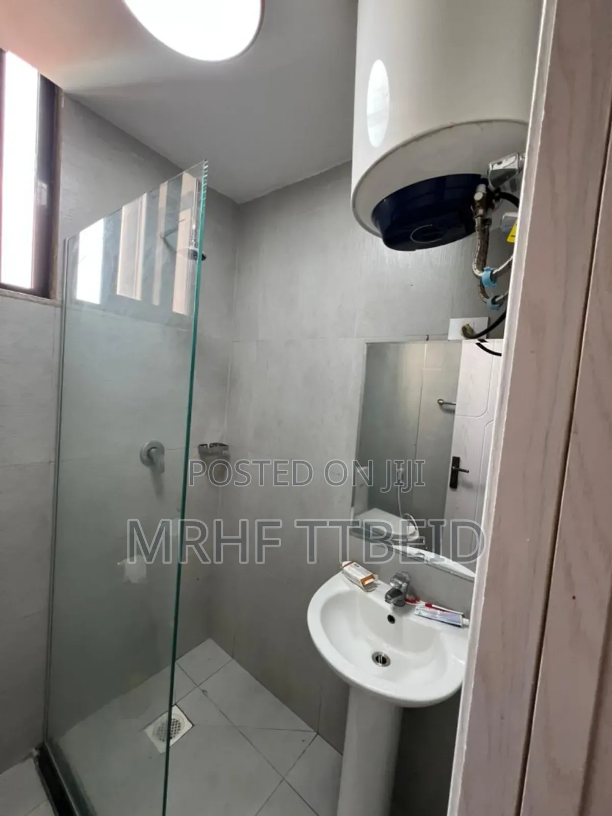Furnished 3bdrm Apartment in Hiya Real Estate, Bole for rent