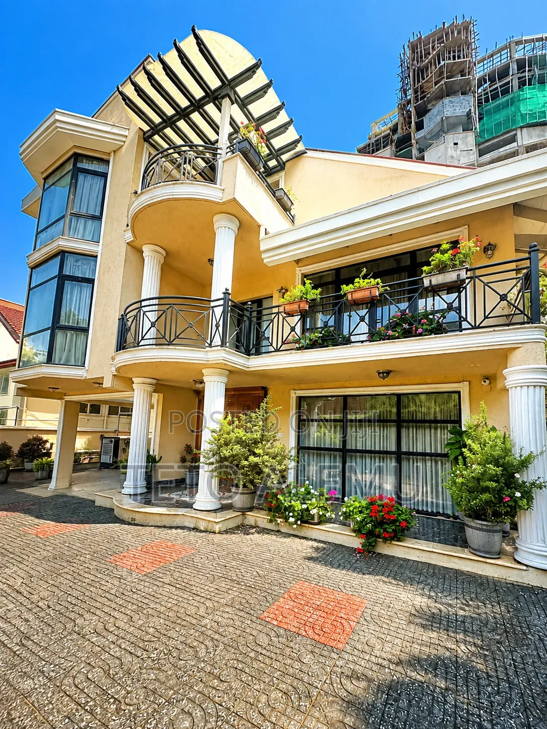 Furnished 6bdrm House in 🏡 በአስቸኳይ የሚሸጥ ቅንጡ, Bole for sale