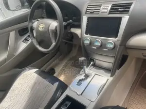 Toyota Camry 2010 Pearl