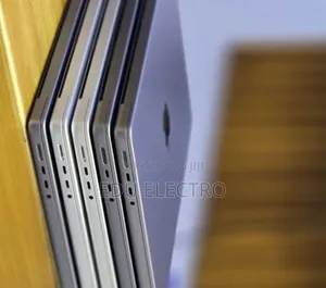 New Laptop Apple MacBook Pro 2021 M1 32GB Apple M1 Pro SSD 512GB